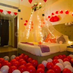 1st Night Room Decor balloons