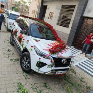 Wedding Car Decoration with Real Flowers