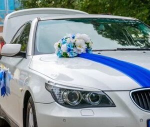 Wedding Car Decoration with Artificial Flowers